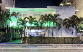 Hotel Suites in South Beach Miami